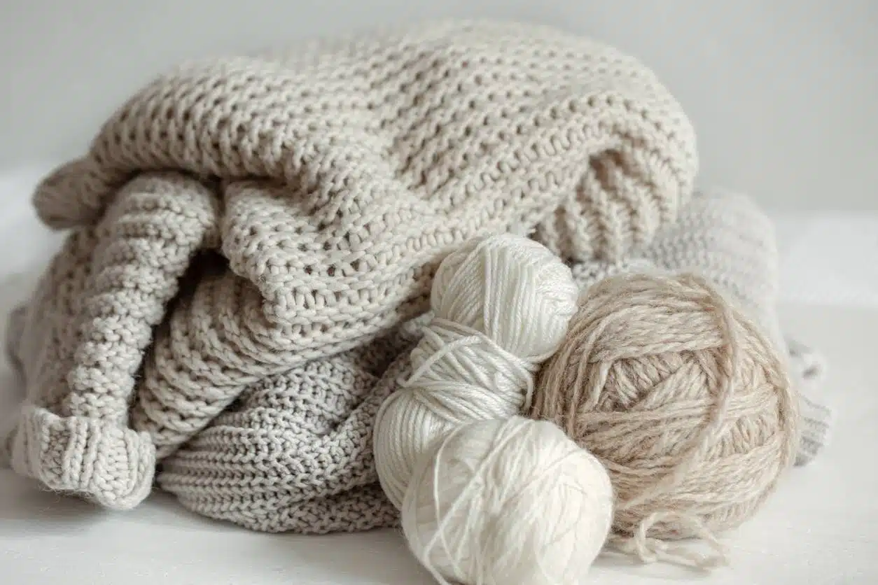 tricot en laine bouclée