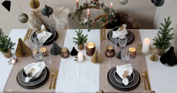 3 idées de décoration de table pour un Noël chic