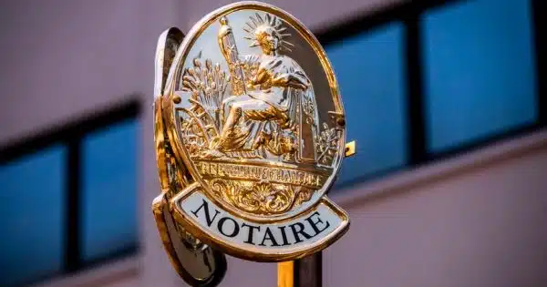 notaire